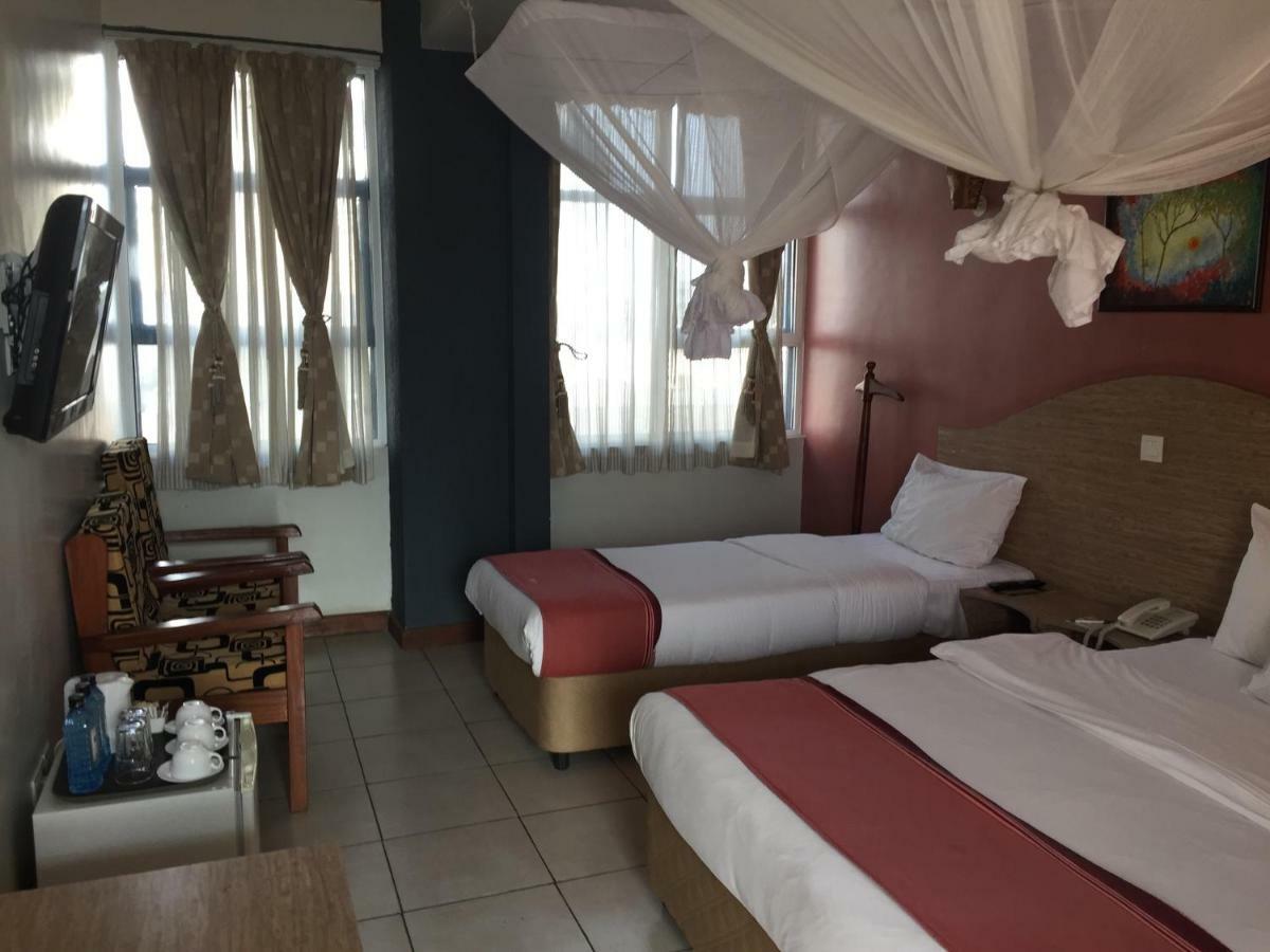 Hotel Emerald Найробі Екстер'єр фото